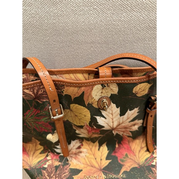 Dooney & Bourke  Maple‎ Leaf  Tote dover Rare Bag leaves olive - Picture 3 of 7